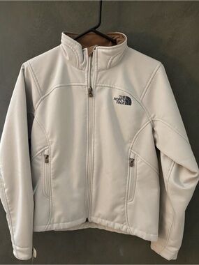 The North Face Women's APEX Soft Shell Thinly Lined Jacket White/Ivory-SP 
EUC!